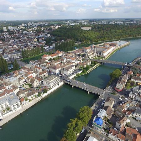 Le Panoramique - Centre-Ville Melun Exterior photo